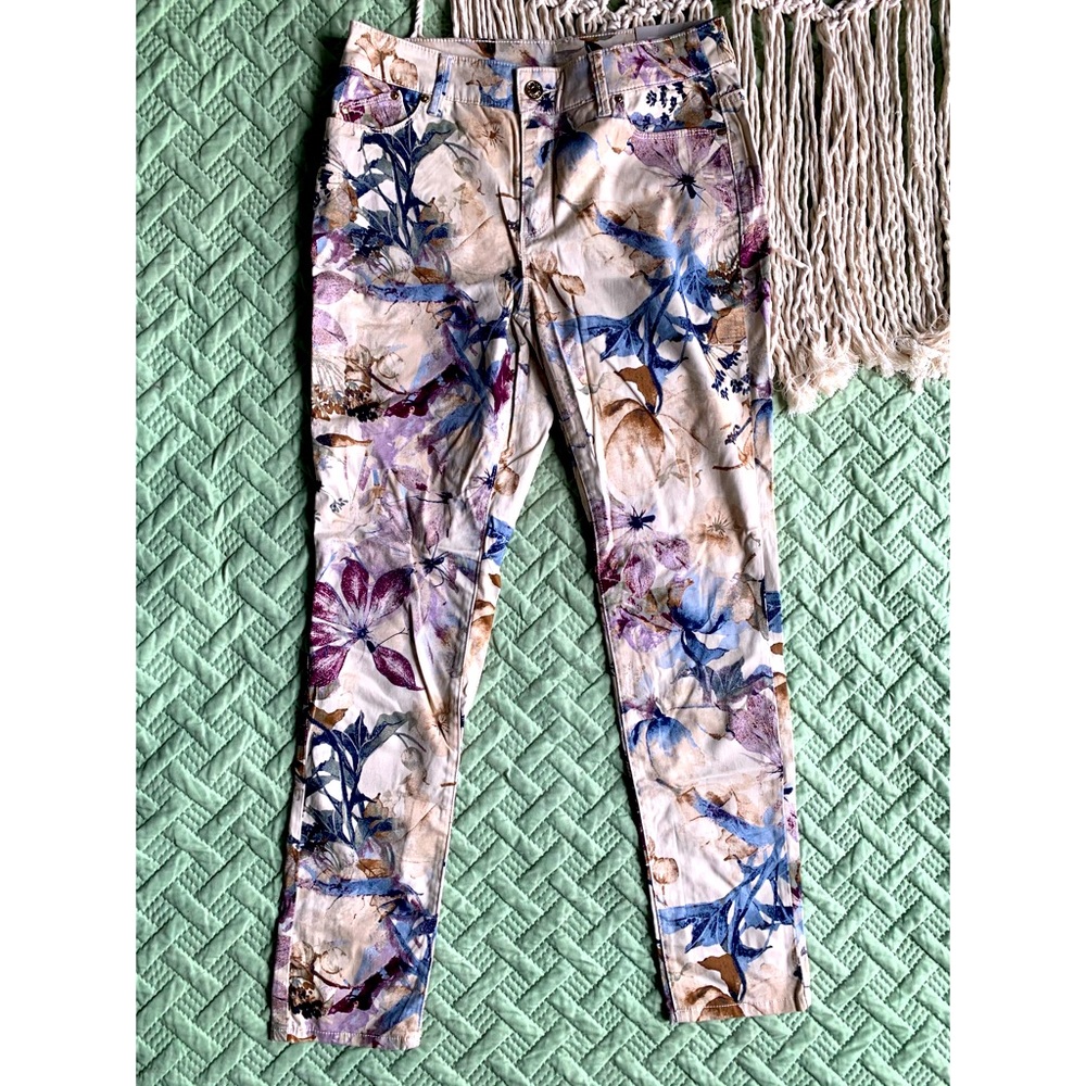 Chico’s Floral Patterned Pants